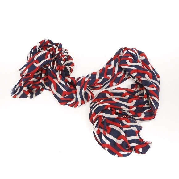 Red and Blue Chain Link Pattern Scarf​‎ - Picture 2 of 5